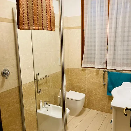 Un Posto A Casa Frühstückspension 3*