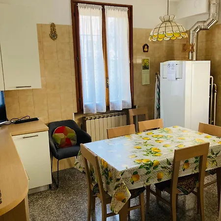 Un Posto A Casa Frühstückspension